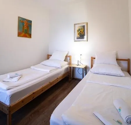 Podraduc Sa Pogledom Na Appartement