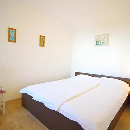 Appartement Podraduc Sa Pogledom Na
