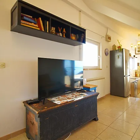 Appartement Podraduc Sa Pogledom Na Murter