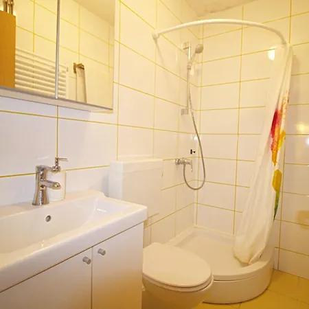 Podraduc Sa Pogledom Na Appartement *
